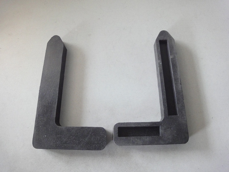 What aspects should be paid attention to in the design of rubber mold?